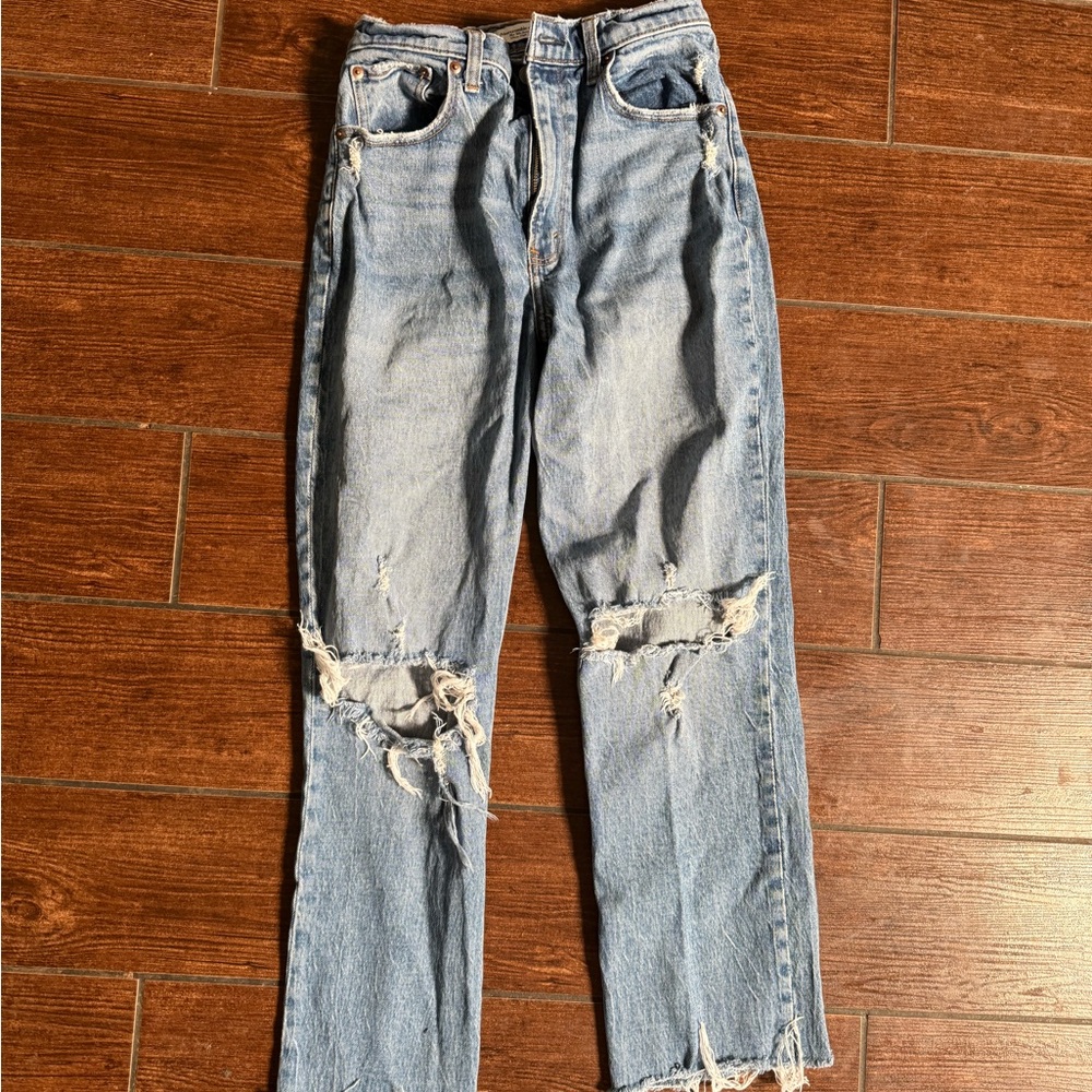 Abercrombie 90’s Relaxed Curve Love